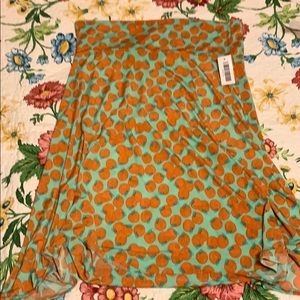 Lularoe ladys skirt size xl